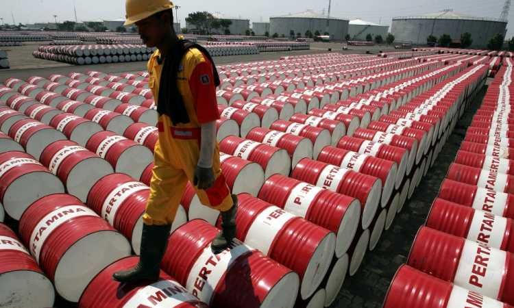 Brent crude futures rose to $ 99.14 a barrel